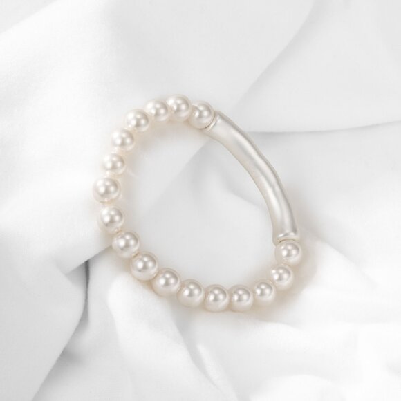 Alicia Bonnie Pearl Stretch Bracelet Beaded Elastic Minimalist Stackable Jewelry - Picture 5 of 5